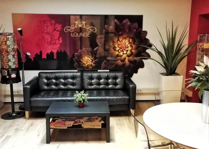 Rembrandt Square Hotel